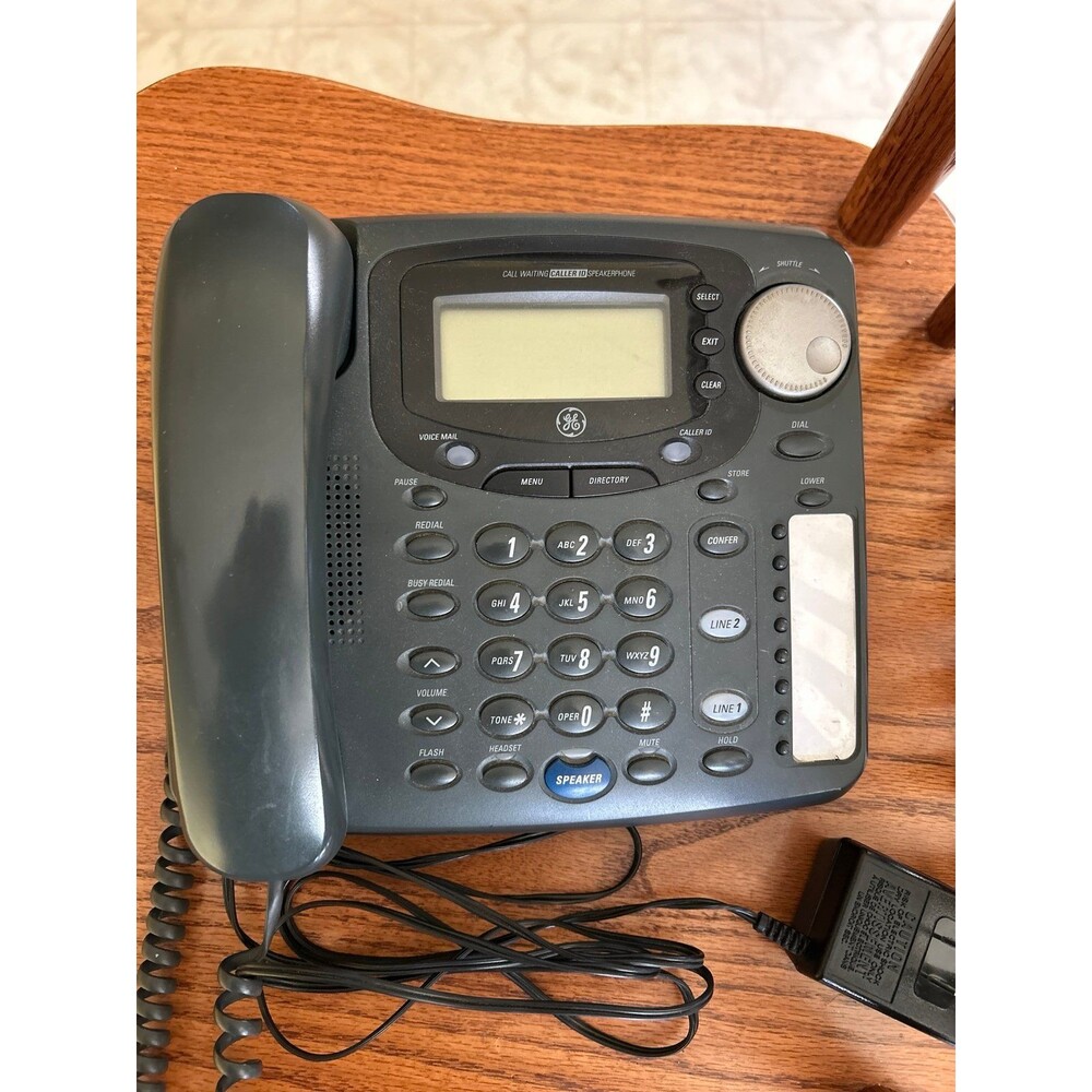 GE Corded 2-line Speakerphone with Caller ID and Voice Mail